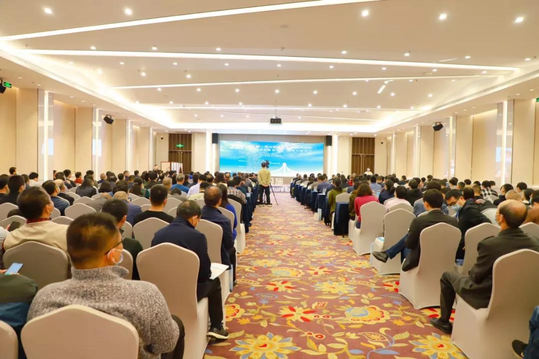 2021年五省一市二區(qū)公路交通技術(shù)論壇圓滿舉辦! 嘉鵬創(chuàng)新技術(shù)成果得到肯定！